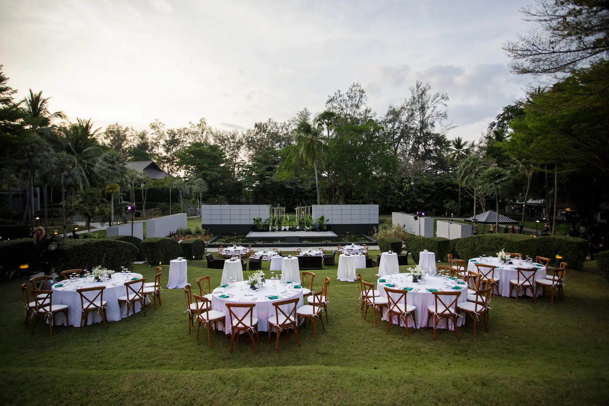 Phuket Romance_The Slate Phuket_Jennifer &Arthur_@wasin_phuketphotographer_8